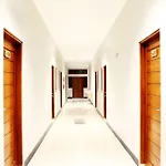 Oyo 121 Ayub Residence