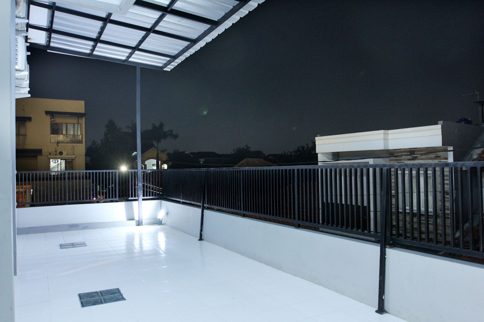 Oyo 121 Ayub 2* Jakarta